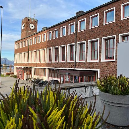 Bodo Hostel & Motel Exterior photo